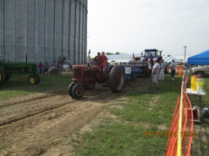 pulling for kids2014 001