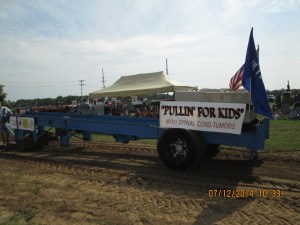 pulling for kids2014 004